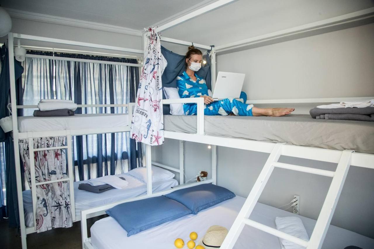 アテネ Let Me Take My Bunk Bedホステル エクステリア 写真